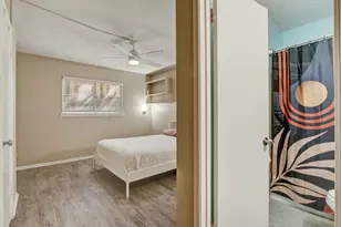 803 W 28th St, Austin, TX 78705 - Photo 15