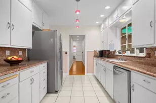 4804 Balcones Dr, Austin, TX 78731 - Photo 11