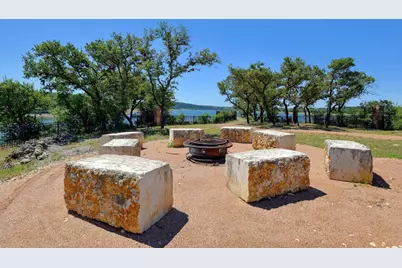 8119 Prairie Rye Drive, Lago Vista, TX 78645 - Photo 37