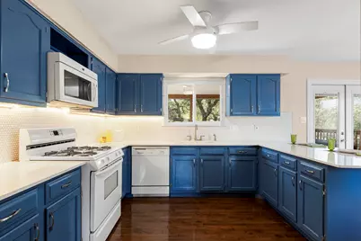 11016 Hard Rock Road, Austin, TX 78750 - Photo 9