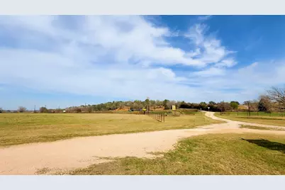 531 Highway 71 W, Smithville, TX 78957 - Photo 9
