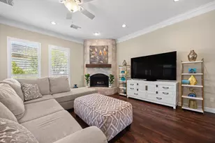 4 Hightrail Way, The Hills, TX 78738 - Photo 3