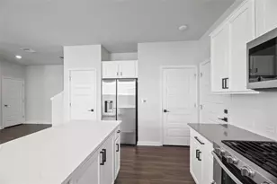 8302 Mandela Bend, Austin, TX 78744 - Photo 9