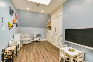 2801 Warren St, Austin, TX 78703 - Photo 29