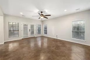2502 W 7th St, Austin, TX 78703 - Photo 5