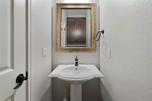 2502 W 7th St, Austin, TX 78703 - Photo 25