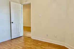 2100 San Gabriel St, Austin, TX 78705 - Photo 13