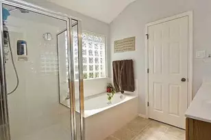 16900 Brayton Park Dr, Austin, TX 78717 - Photo 11