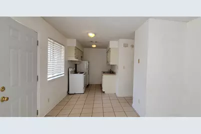 530 W Hopkins Street #B, San Marcos, TX 78666 - Photo 7
