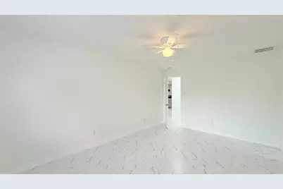 15220 Drusillas Drive, Pflugerville, TX 78660 - Photo 9