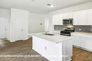 385 San Juan Trl, Bastrop, TX 78602 - Photo 9