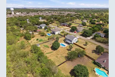 821 Bella Vista Circle, Kyle, TX 78640 - Photo 31