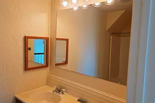 105 Meadow Dr, Georgetown, TX 78633 - Photo 15