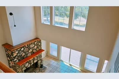 105 Meadow Drive, Georgetown, TX 78633 - Photo 3
