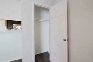 6808 S I-35 Frontage Rd, Austin, TX 78745 - Photo 19