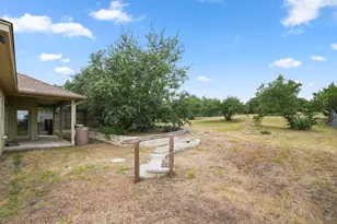 9808 Longhorn Skyway, Dripping Springs, TX 78620 - Photo 33