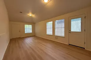 1209 Armadillo Rd, Austin, TX 78745 - Photo 7