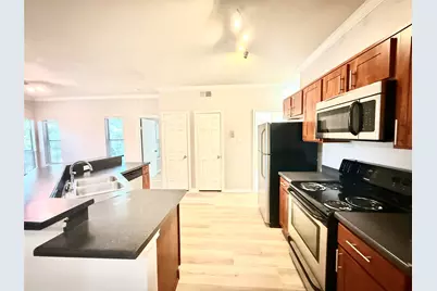 6804 N Capital Of Texas Highway #812, Austin, TX 78731 - Photo 3