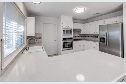 12307 Saber Trail, Austin, TX 78750 - Photo 11