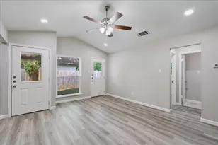 13300 Cowdray Park, Austin, TX 78729 - Photo 7
