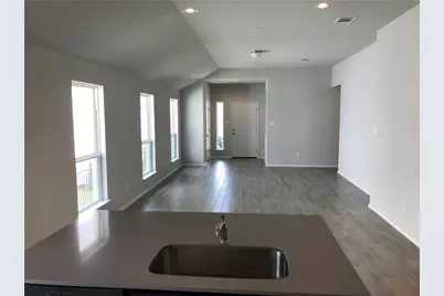 2800 NE Joe Dimaggio Lane Street #99, Round Rock, TX 78665 - Photo 5