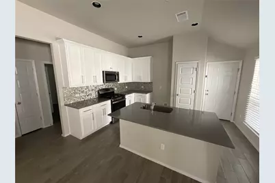 2800 NE Joe Dimaggio Lane Street #99, Round Rock, TX 78665 - Photo 3