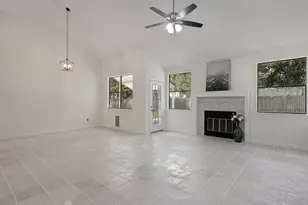 8001 Boneta Trail, Austin, TX 78729 - Photo 5