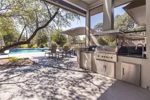 5615 McCarty Ln, Austin, TX 78749 - Photo 11
