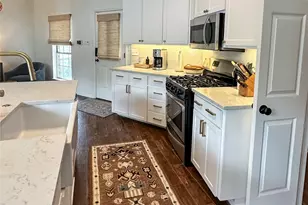 2910 Edgewater Dr, Austin, TX 78733 - Photo 13