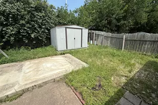 10702 Lanshire Dr, Austin, TX 78758 - Photo 13