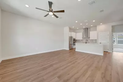 1017 Brickell Loop, Austin, TX 78744 - Photo 9