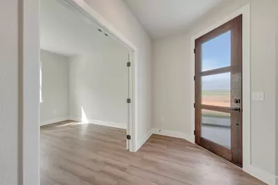 1017 Brickell Loop, Austin, TX 78744 - Photo 3