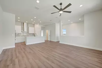 1017 Brickell Loop, Austin, TX 78744 - Photo 9