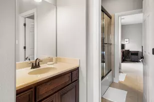 208 SANTALUZ Ln, Austin, TX 78732 - Photo 27