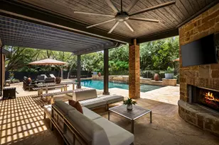 208 SANTALUZ Ln, Austin, TX 78732 - Photo 31
