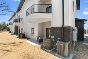 2450 Wickersham Ln, Austin, TX 78741 - Photo 27