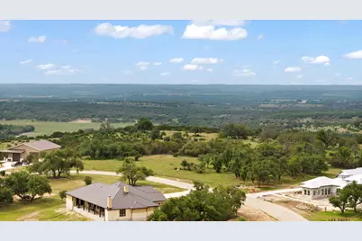 120 Trophy Oak Point, Fredericksburg, TX 78624 - Photo 19