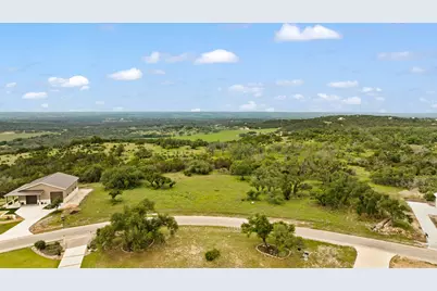 120 Trophy Oak Point, Fredericksburg, TX 78624 - Photo 5