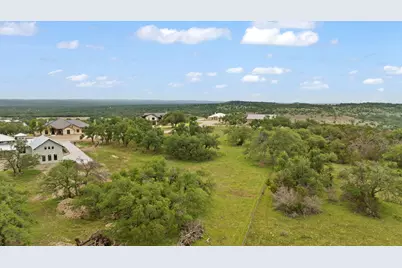 120 Trophy Oak Point, Fredericksburg, TX 78624 - Photo 7