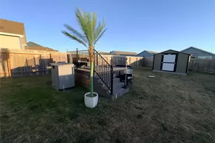 228 Texas Angel Wy, Jarrell, TX 76537 - Photo 31