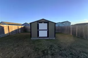 228 Texas Angel Wy, Jarrell, TX 76537 - Photo 33