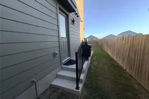 228 Texas Angel Wy, Jarrell, TX 76537 - Photo 27