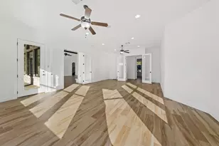 14916 Flat Top Ranch Rd, Austin, TX 78732 - Photo 17