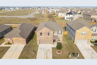 18524 Speculator Lane, Elgin, TX 78621 - Photo 3