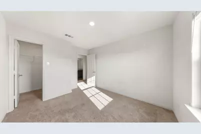 18524 Speculator Lane, Elgin, TX 78621 - Photo 29