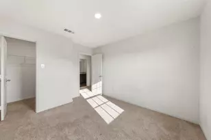 18524 Speculator Ln, Elgin, TX 78621 - Photo 29