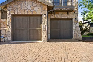 19412 Los Alamitos Ln, Spicewood, TX 78669 - Photo 13