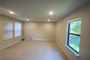 2222 Mission Hill Dr, Austin, TX 78741 - Photo 3