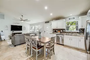 426 Summit Ridge Dr N, Point Venture, TX 78645 - Photo 11