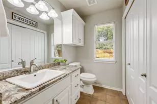 426 Summit Ridge Dr N, Point Venture, TX 78645 - Photo 19
